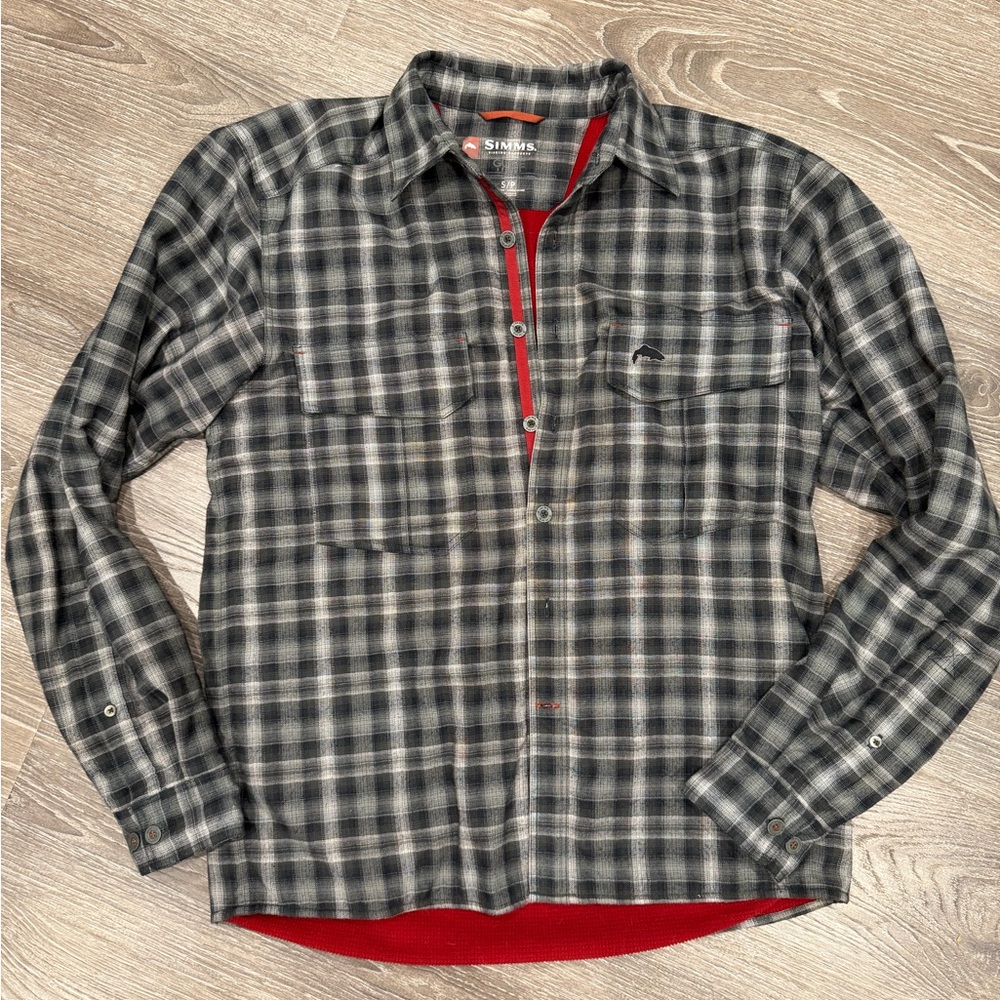 Simms Coldweather Lined Black and Red Checkered Shirt size Small